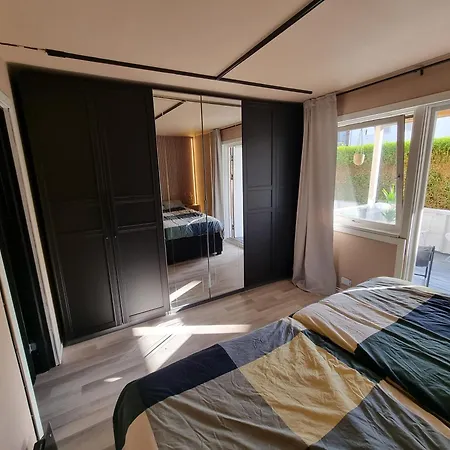 Large And 2 Bedroom With Free Parking, Free Ev Recharging And A Private Garden ستافانجر