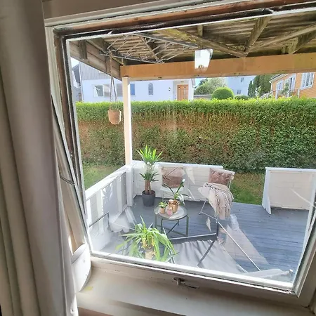 Large And 2 Bedroom With Free Parking, Free Ev Recharging And A Private Garden * ستافانجر
