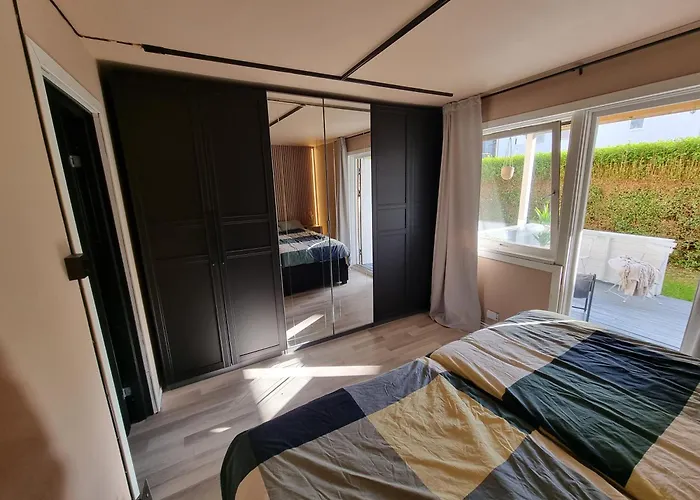 Large And 2 Bedroom With Free Parking, Free Ev Recharging And A Private Garden Stavanger