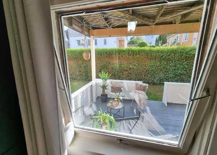 Large And 2 Bedroom With Free Parking, Free Ev Recharging And A Private Garden * Stavanger